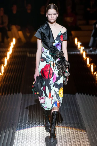 Look 44